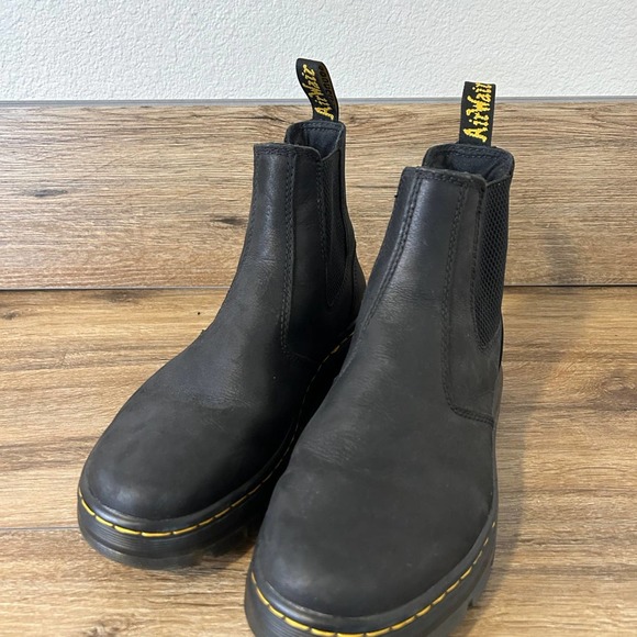 Dr. Martens Embury Leather Chelsea Black boots Size 6 - Picture 2 of 7